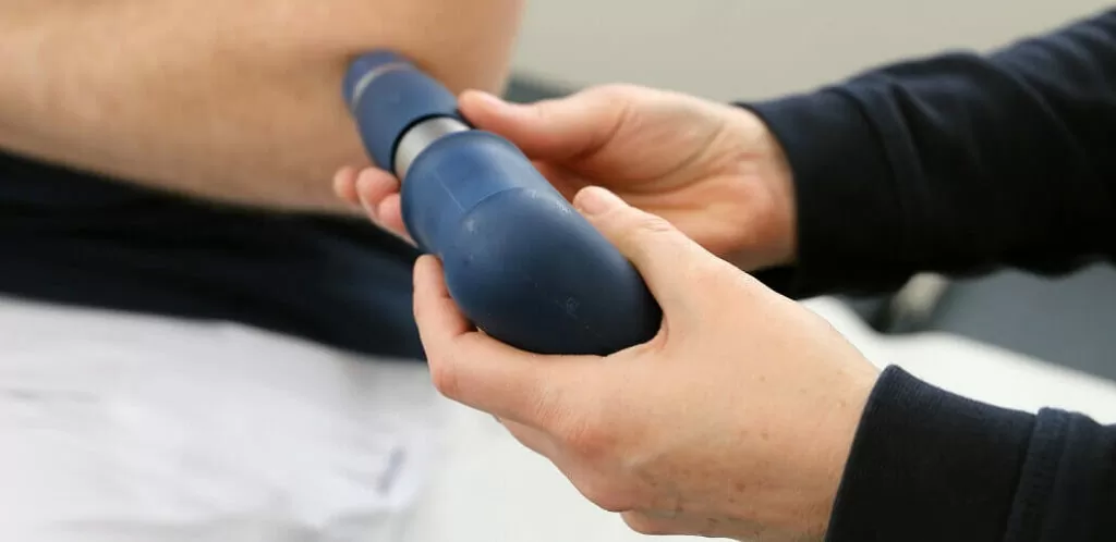 What_To_Expect_During_A_Shockwave_Therapy_Procedure.